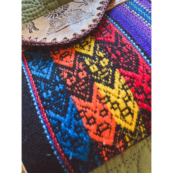Vintage Handmade Peruvian Leather & Tapestry Crossbody Bag - Picture 4 of 6